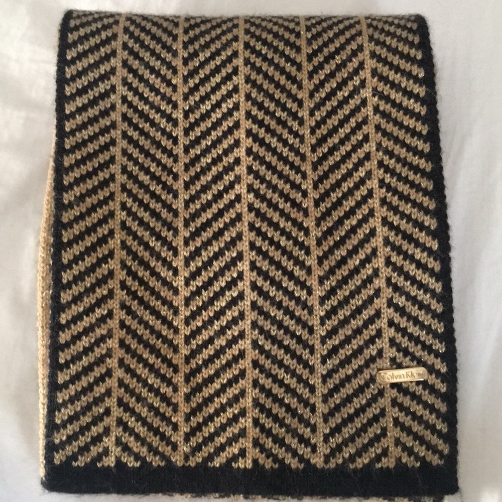 Calvin Klein winter scarf